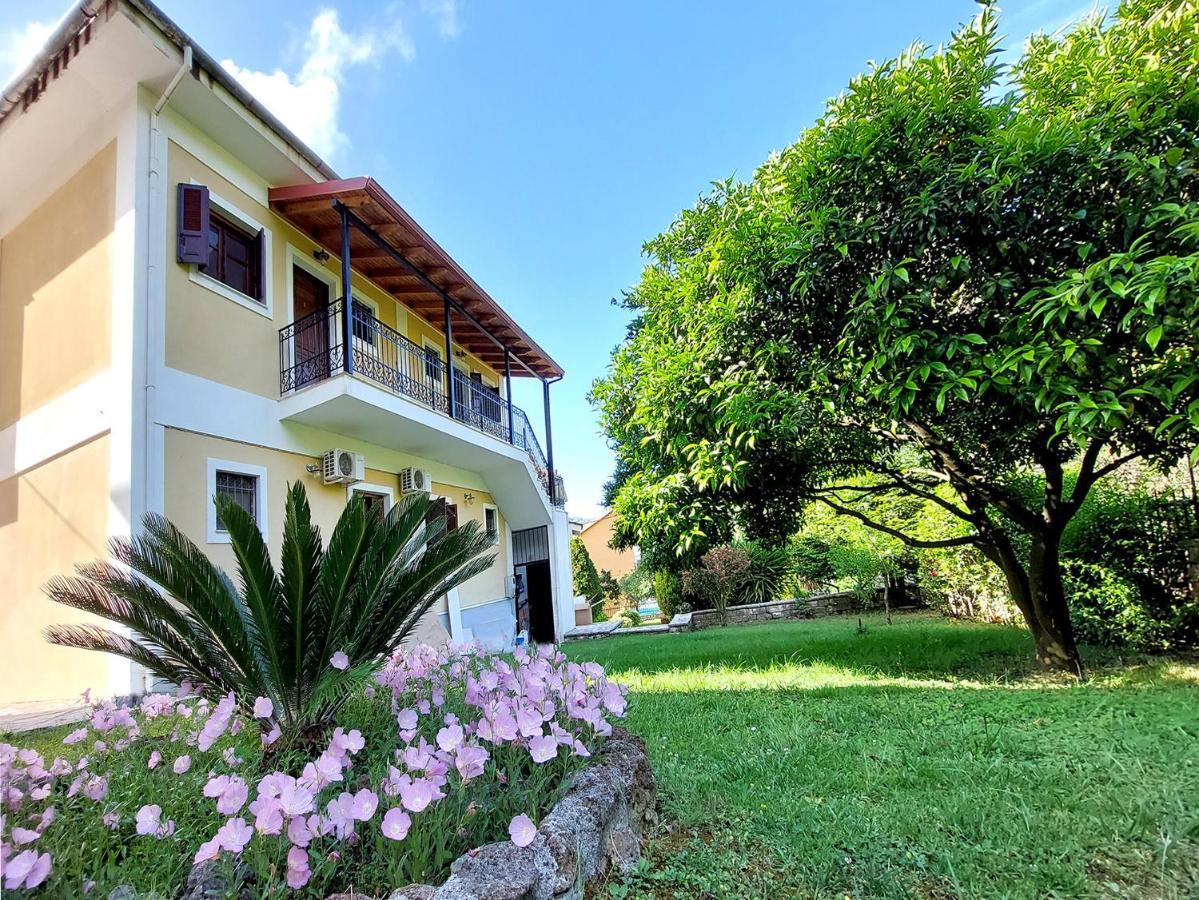 Outparga Apartment 4 Екстер'єр фото