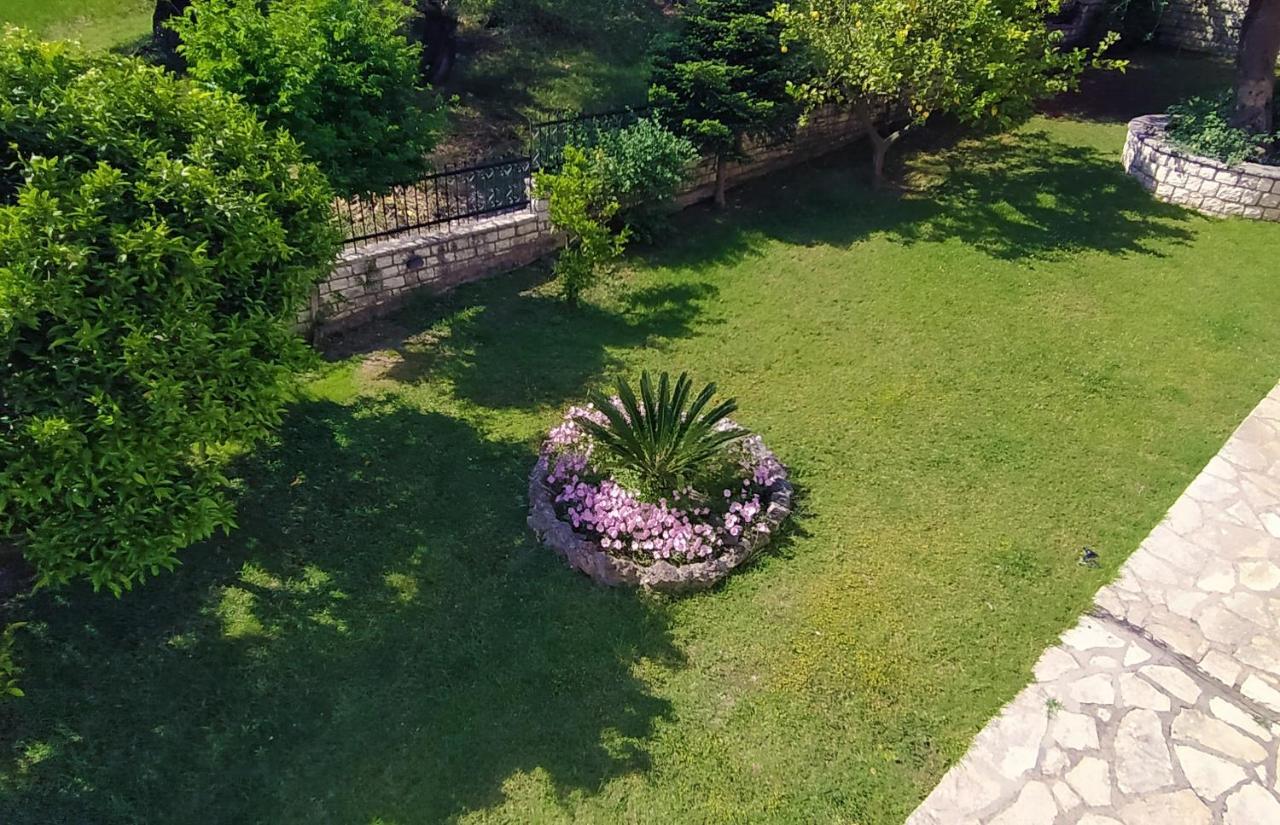 Outparga Apartment 4 Екстер'єр фото